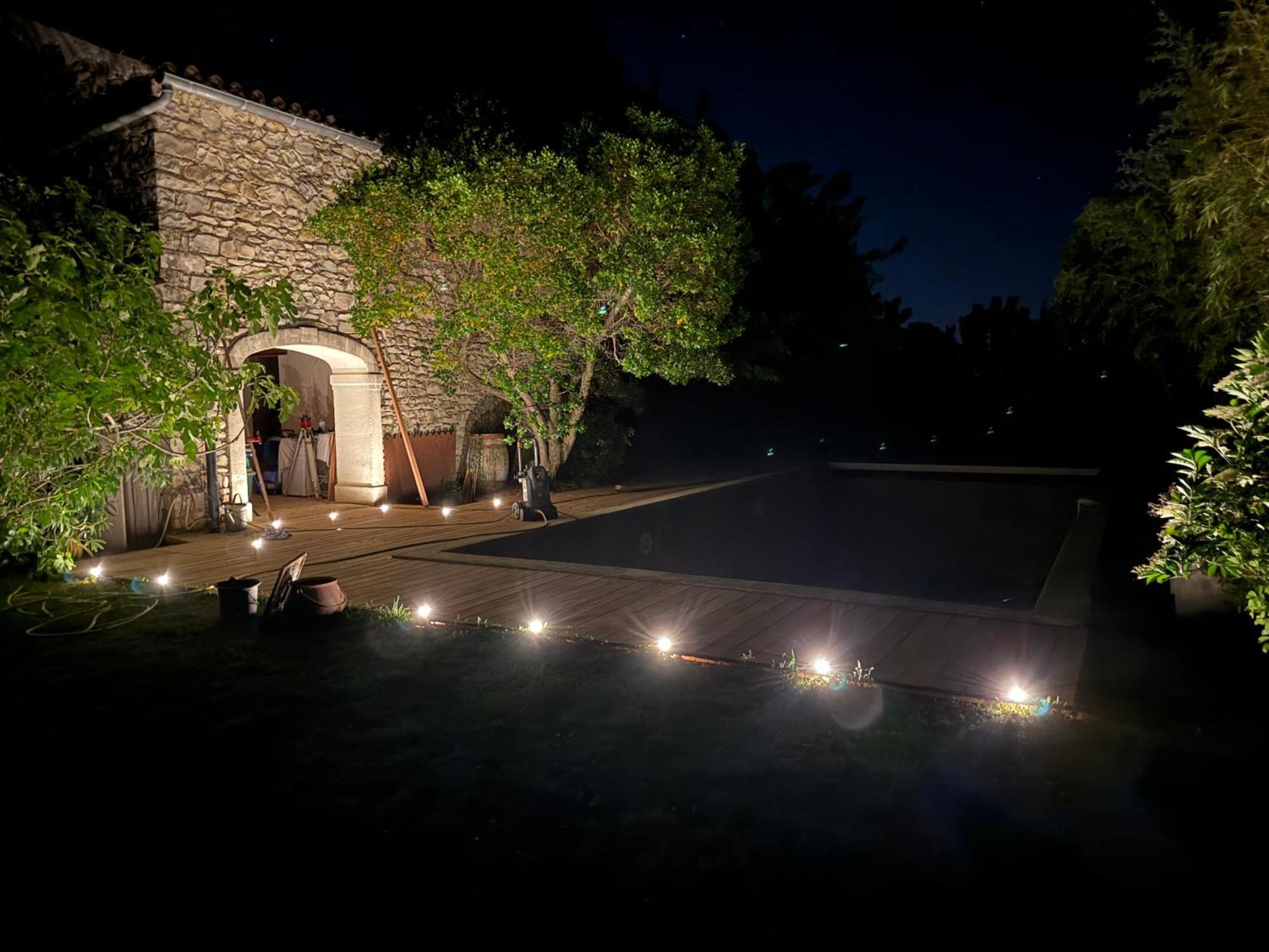 Le Coing Des Vignes Bed & Breakfast Mauressargues Exterior photo